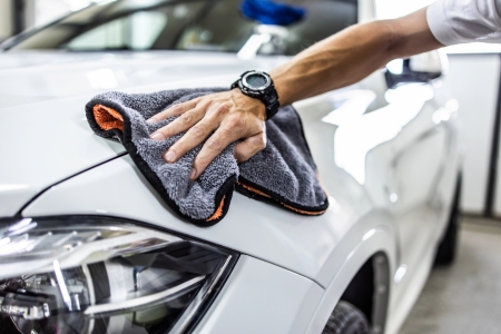 Why Mobile Detailing Is Better Than the Drive-Thru Car Wash